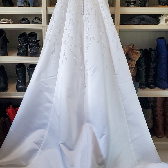 Size 4 Wedding Dress - Picture 12 of 12